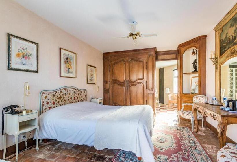 Номер Премиум, Le Manoir De L Antiquite