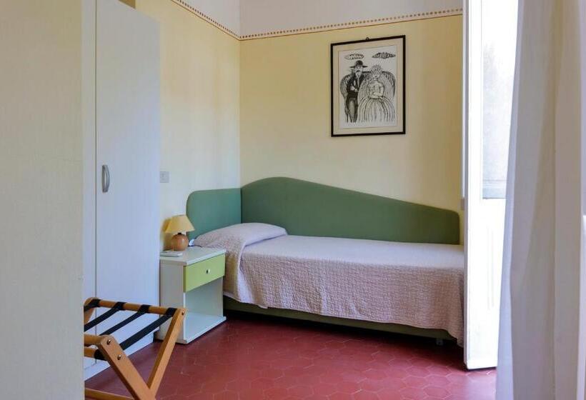 اتاق استاندارد یک نفره, Club I Pini   Residenza D Epoca In Versilia