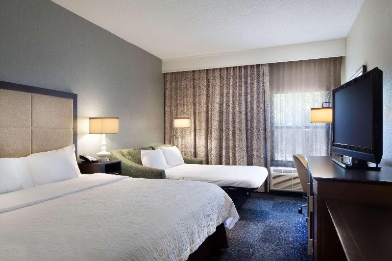 Стандартный Номер Кровать Кинг, Hampton Inn Lawrenceville