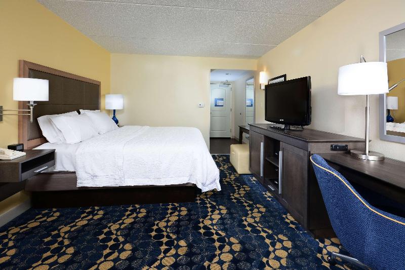 Стандартный Номер Кровать Кинг, Hampton Inn Roxboro