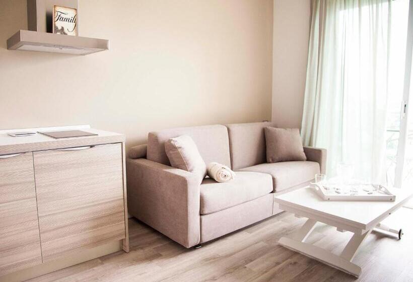 1 Bedroom Deluxe Apartment Sea View, Residence Modus Vivendi