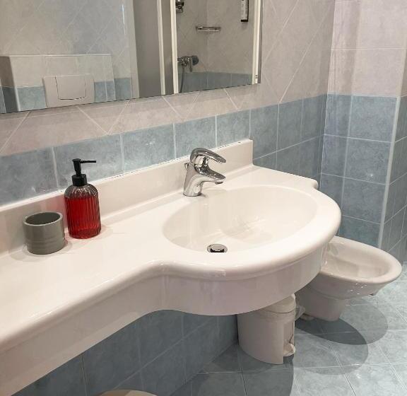 Superior room with lake view, Ahg Riva Del Sole Hotel   Adults Only