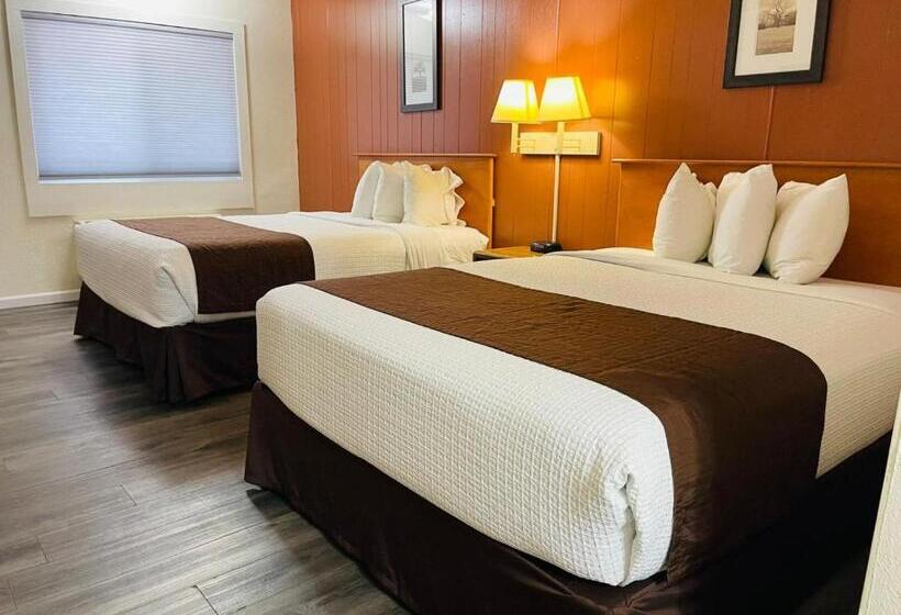 디럭스 룸, Sparta Inn