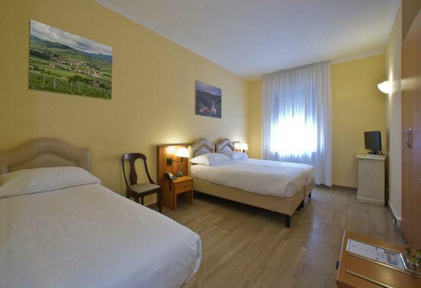 4인용 스탠다드 룸, Veronello Resort