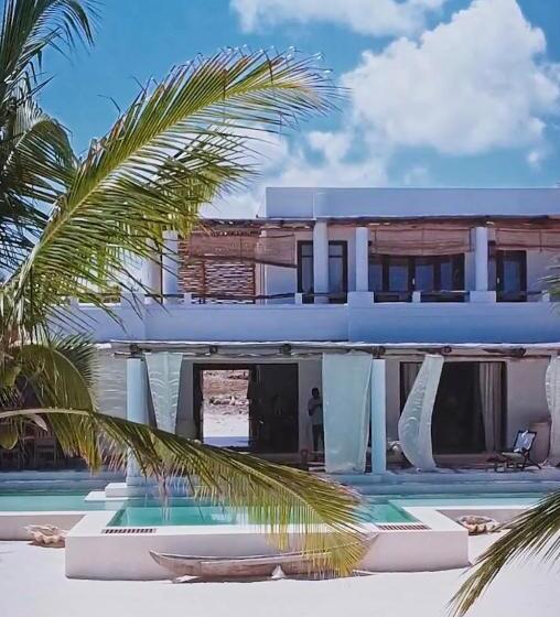 سوییت با چشم‌انداز دریا, Simba Wa Kale Suites & Beach