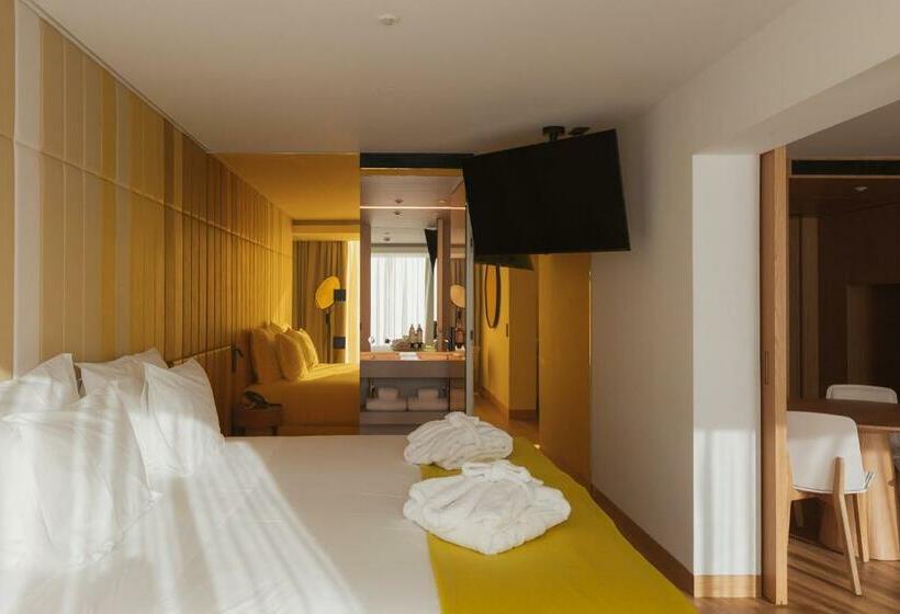 Suite Executiva, Lumen Hotel & The Lisbon Light Show