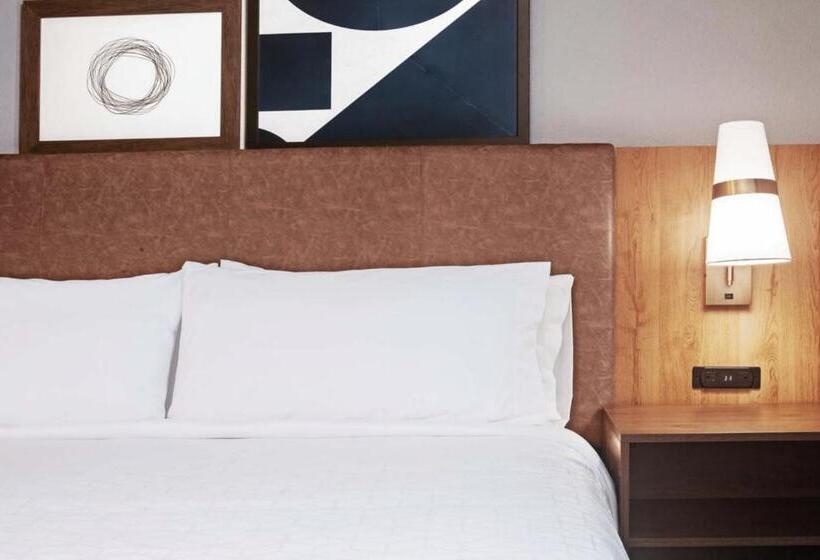Номер Стандарт Кровать Кинг Адаптированный для Инвалидов, Staybridge Suites Waco South   Woodway, An Ihg