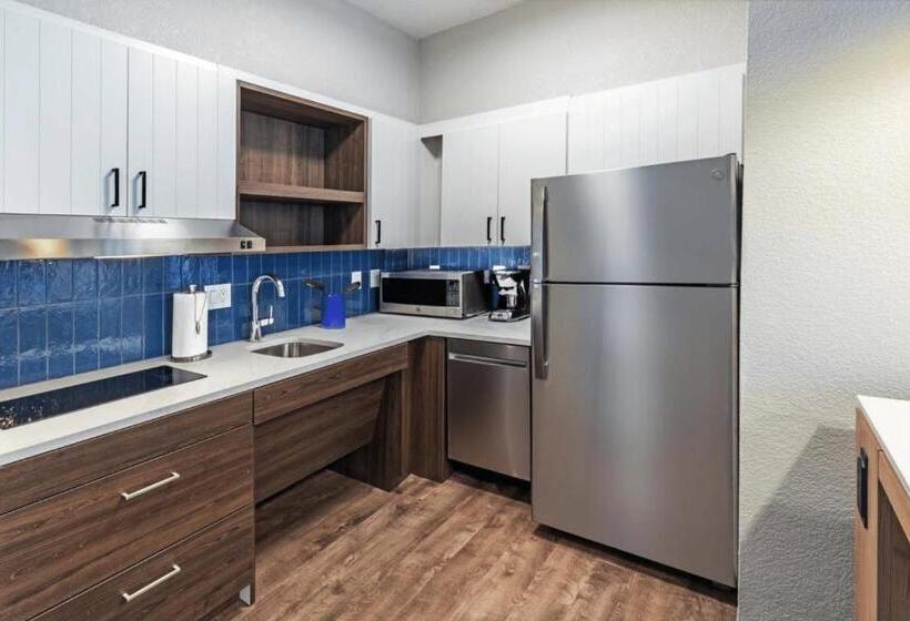 Люкс, Staybridge Suites Waco South   Woodway, An Ihg