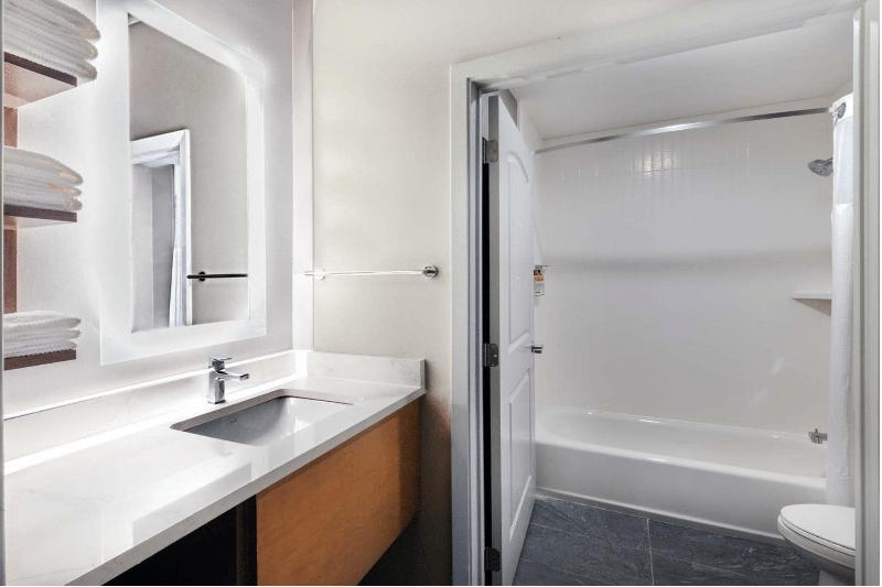 Люкс Кровать Кинг, Staybridge Suites Waco South   Woodway, An Ihg