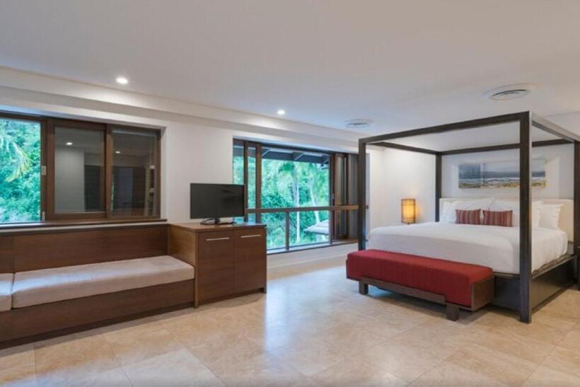 Вилла 3 Спальни, Luxury Apartments At Temple Resort And Spa Port Douglas