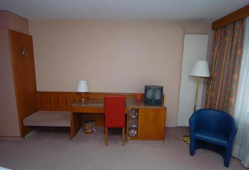 Standard Einzelzimmer mit Balkon, Le Cedre
