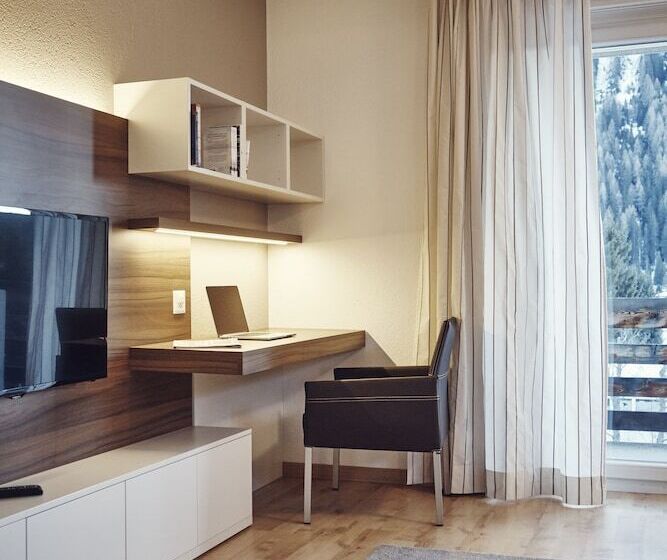 Апартаменты 3 Спальни, Private Holiday Homes By Solaria