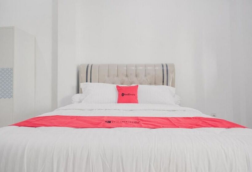 스탠다드 룸, Reddoorz Syariah Near Arafah Hospital Jambi