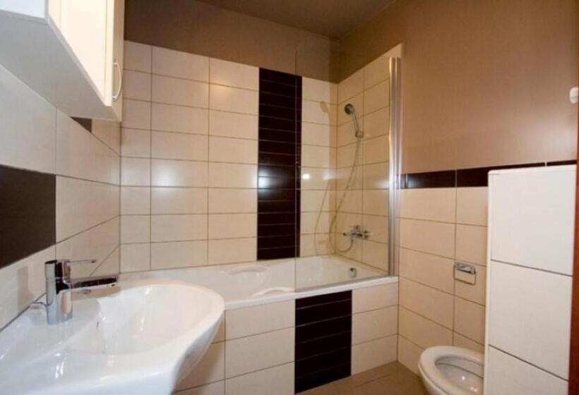 Апартаменты 5 спален, Bungalow 10 Personen