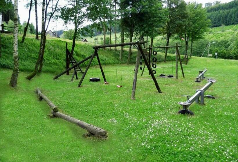 Апартаменты 3 Спальни, Holiday Park  Biberbau