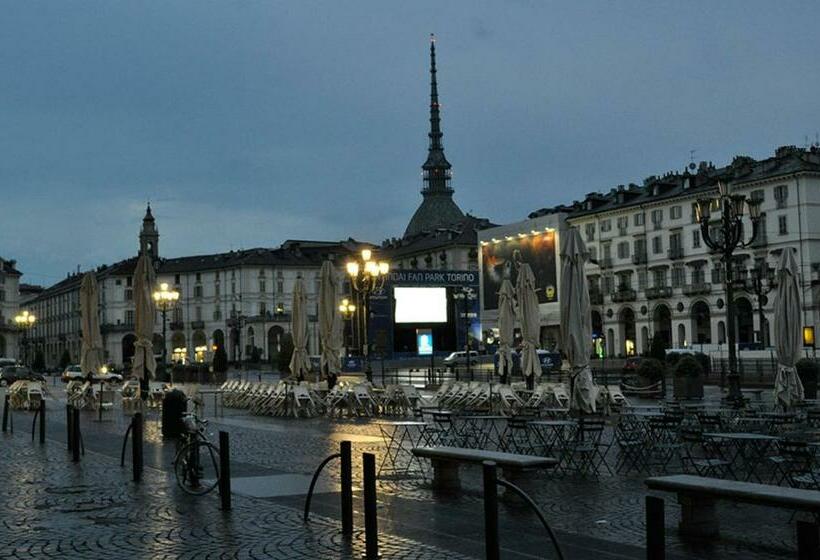 اتاق استاندارد یک نفره, To.sta Bwithoutb Home Sharing Nel Centro Di Torino