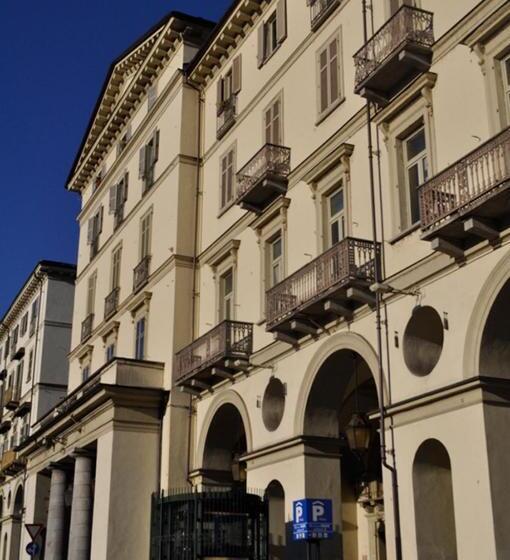 اتاق استاندارد سه نفره, To.sta Bwithoutb Home Sharing Nel Centro Di Torino