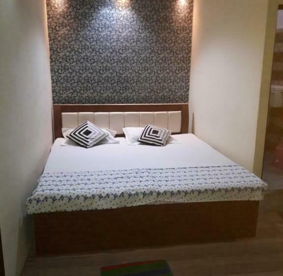 经济房, Buddha Guest House
