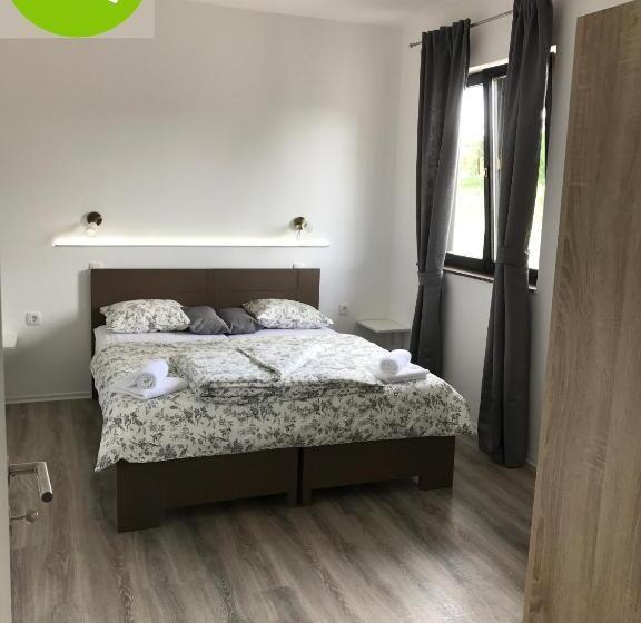 클래식 4인 룸, 16 Lakes Guesthouse