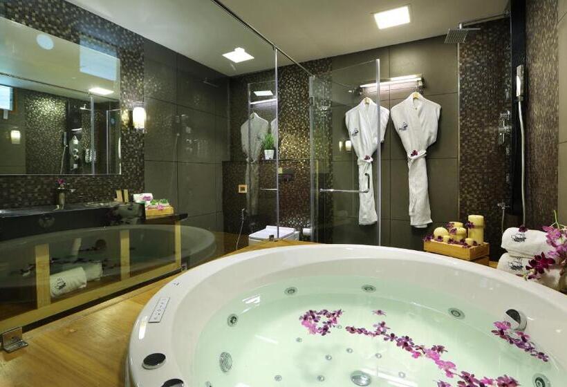 스탠다드 룸 호수 전망, Maliekal Heritance Cherai Beach Cochin