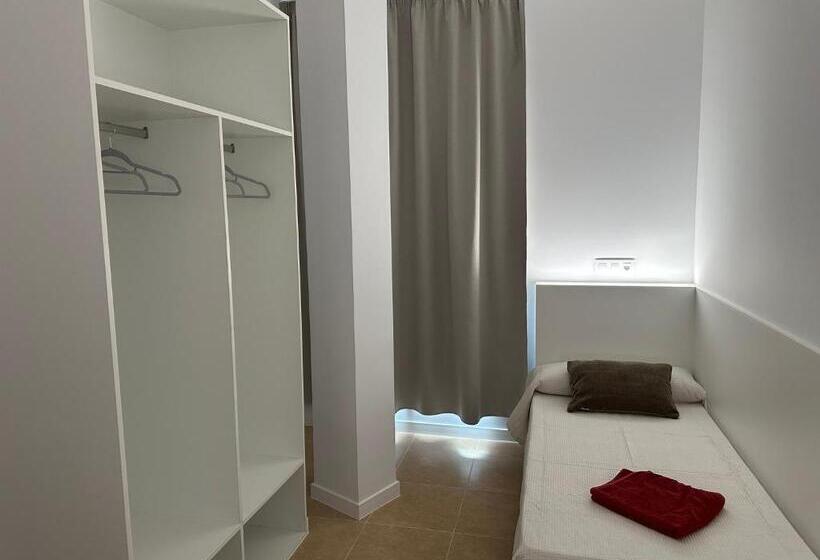 Quarto Estandar Banheiro Compartilhado, Albergue O Pedrón Hostel & Rooms