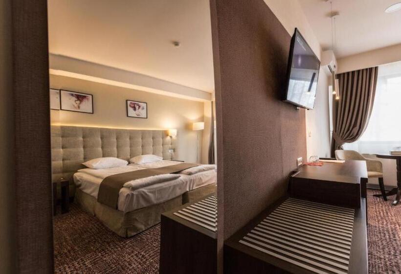 اتاق استاندارد, Grand Hotel Belvedere