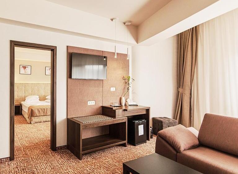 발코니가 있는 스위트, Grand Hotel Belvedere