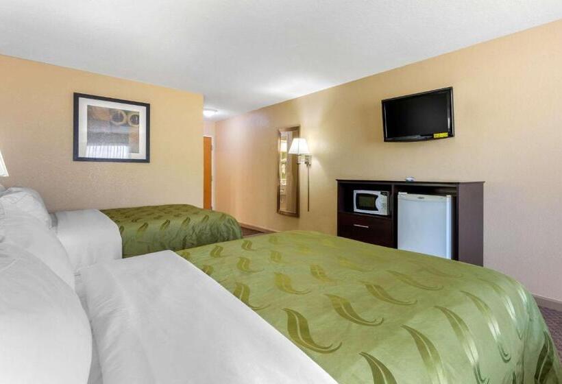 Номер Стандарт, Quality Inn West Memphis I40