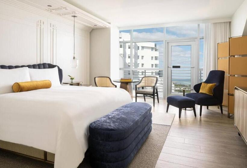 חדר קלאב עם מיטת קינג, The Ritzcarlton, South Beach