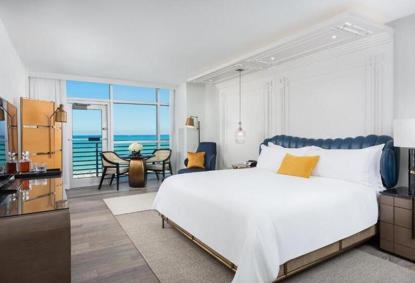 חדר קלאב עם מיטת קינג, The Ritzcarlton, South Beach