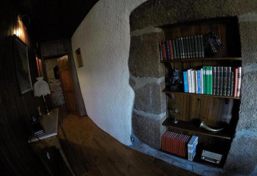 Дом 2 Спальни, Casas Do Durão Memories House