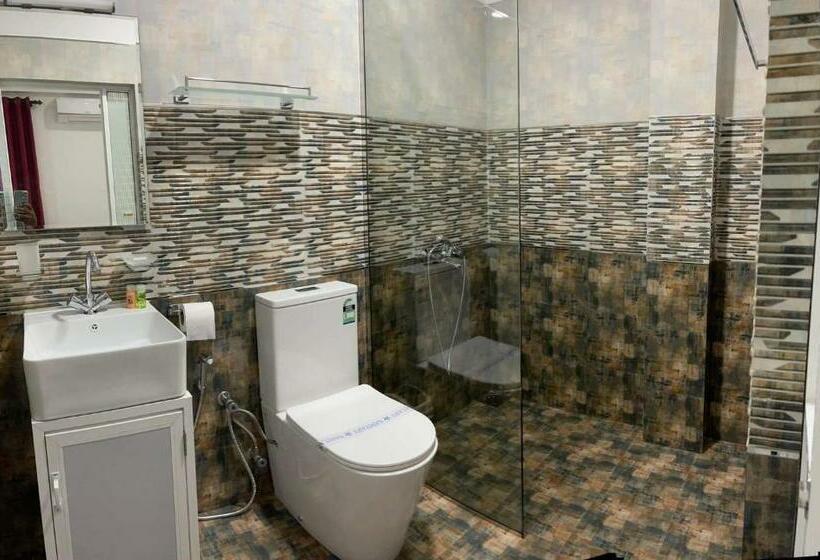 Quarto Deluxe, Funwhales Rest House