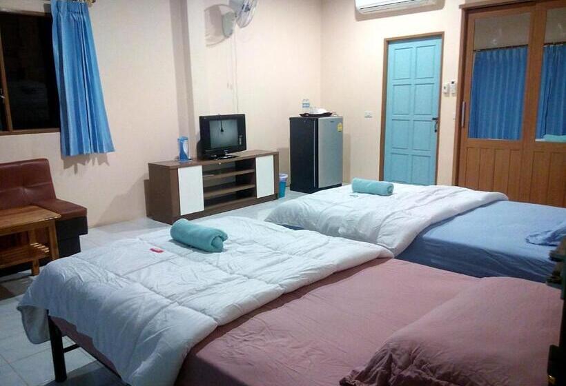 Номер Стандарт Вид на Бассейн, Peace Pool Resort