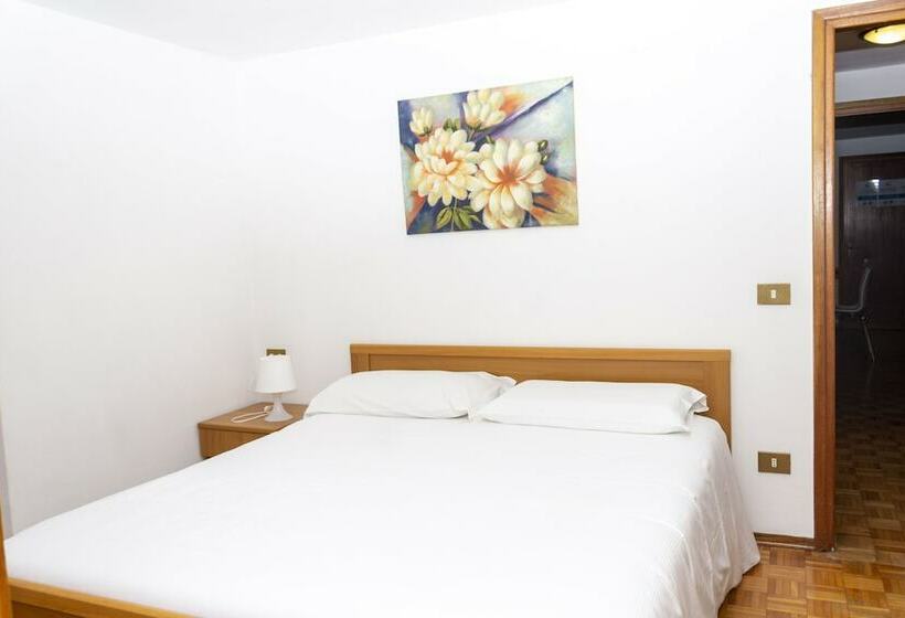 Апартаменты 2 Спальни, Incanto Walser Apartments Piazza