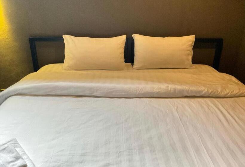 اتاق لوکس, Capsule Hostel Chiangkhan