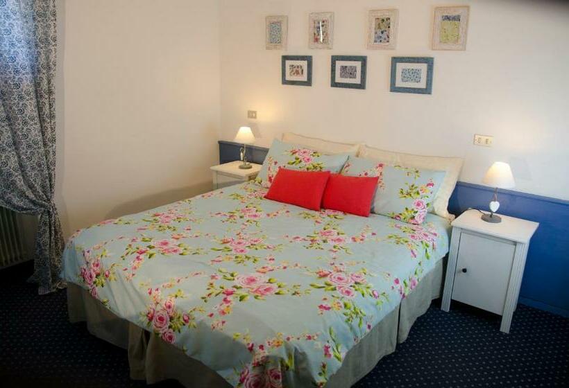 Номер Стандарт, Albergo Al Sole