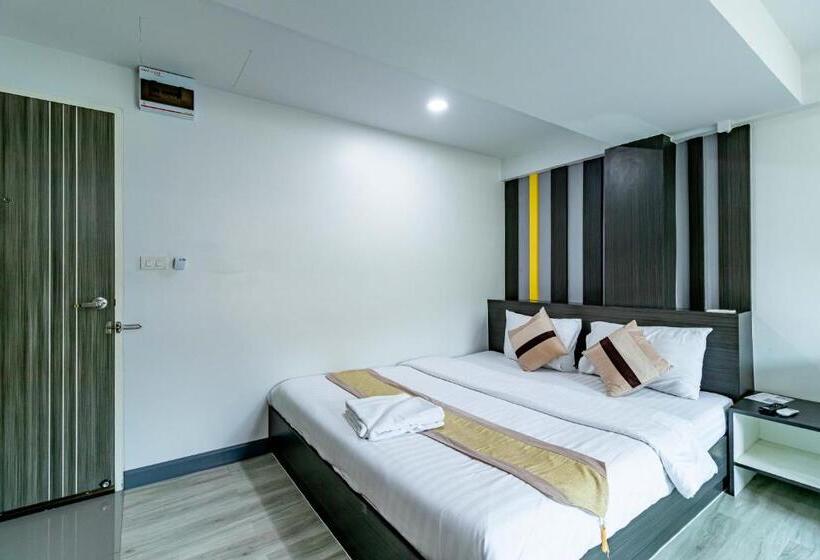 Стандартный Номер Кровать Кинг, Riski Residence Bangbuathong
