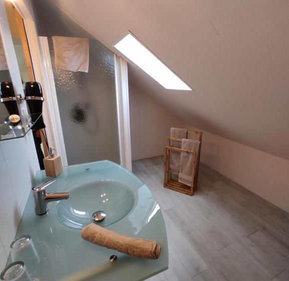 Семейный Номер, Les Mariniers Chambres D Hôtes  Guest House   Bain Nordique En Option