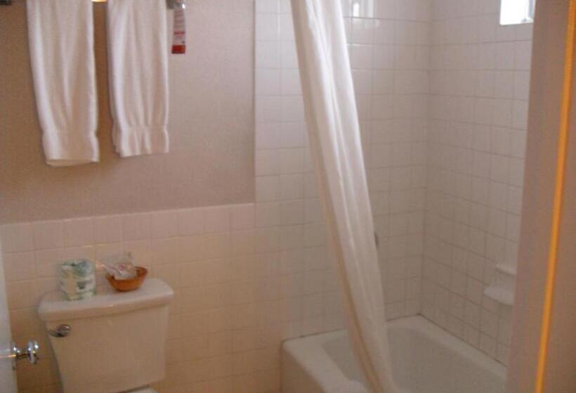 Quarto Estandar Cama King, Super 8 By Wyndham Los Angelesculver City Area