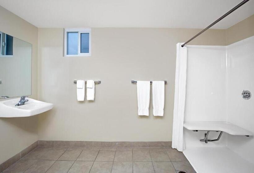 Quarto Estandar para Deficientes Físicos, Super 8 By Wyndham Los Angelesculver City Area