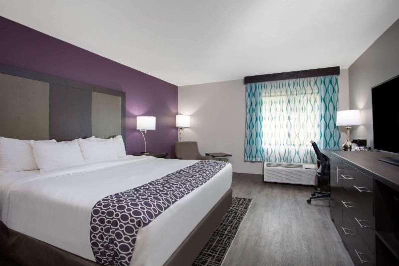 Номер Стандарт Кровать Кинг Адаптированный для Инвалидов, Keystone Boardwalk Inn And Suites