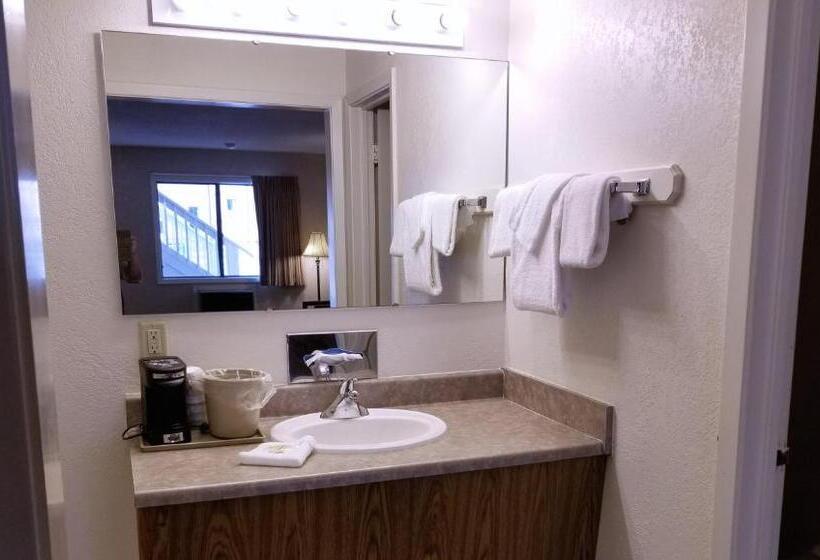 Стандартный Номер Кровать Кинг, Keystone Boardwalk Inn And Suites