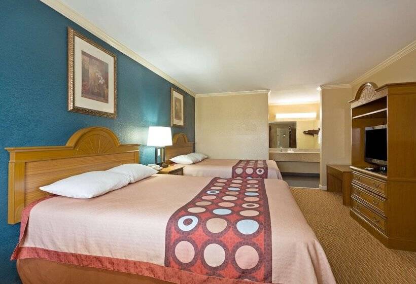 غرفة قياسية لذوى الاحتياجات الخاصة, Super 8 By Wyndham Covington