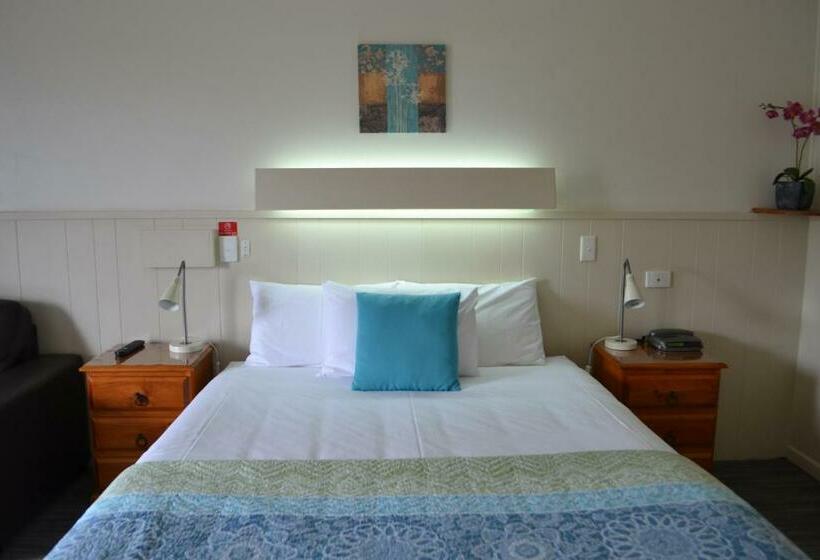 Номер Стандарт, Gatton Motel