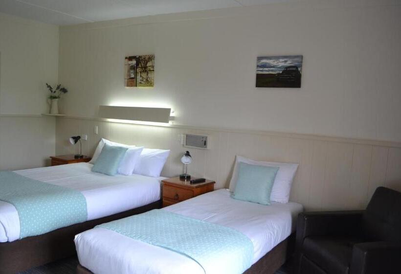Номер Стандарт, Gatton Motel