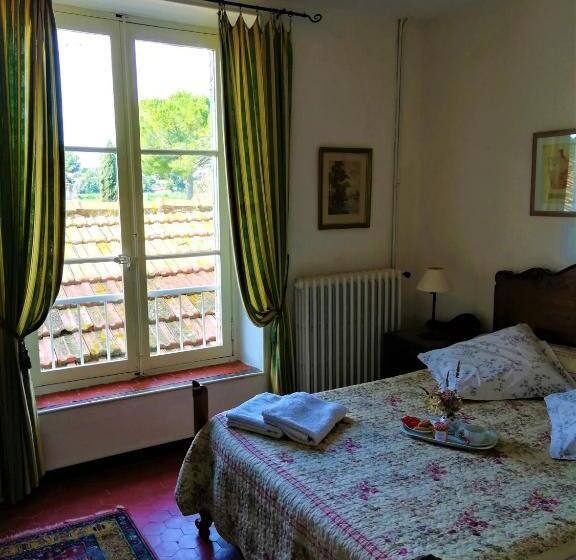 Полулюкс, Embarben Maison D Hotes