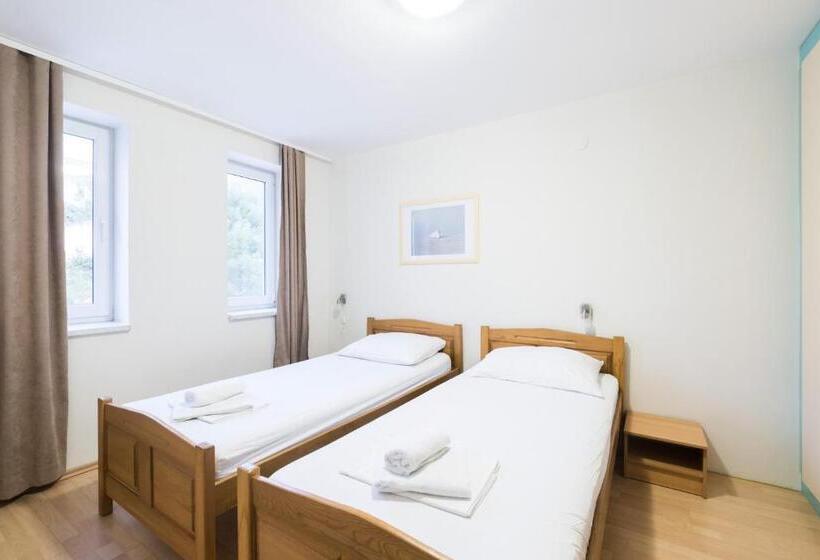Семейный Номер Вид на Горы, Aparthotel Roccia