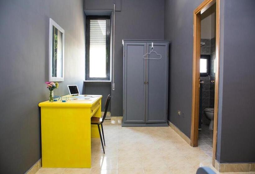 Семейный Номер, Lako Hostel