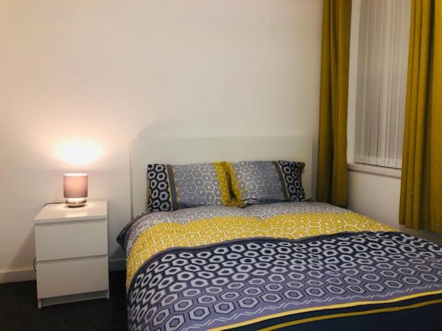 חדר סטנדרט חדר אמבטיה משותף, Townhouse @ Corporation Street Stoke