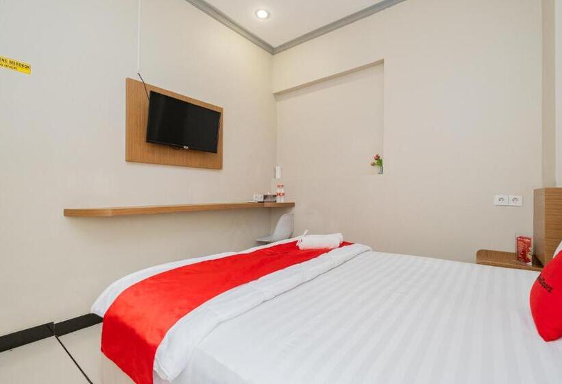 Номер Стандарт, Reddoorz Near Kampung Inggris Pare